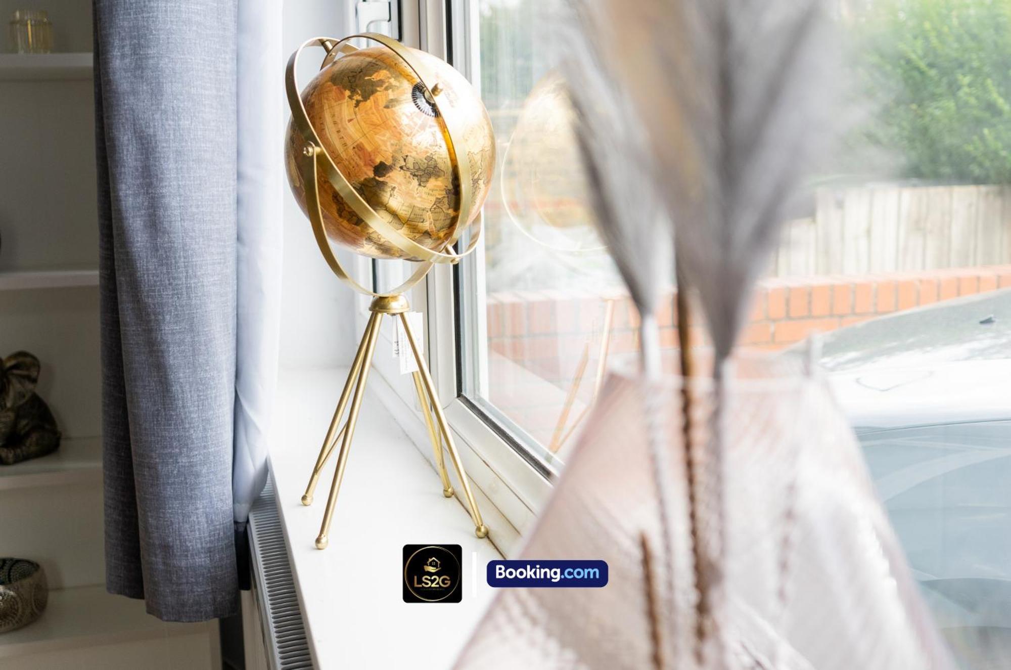 Stunning House By Ls2G Short Lets & Serviced Accommodation Greater London With Free Wifi Екстер'єр фото