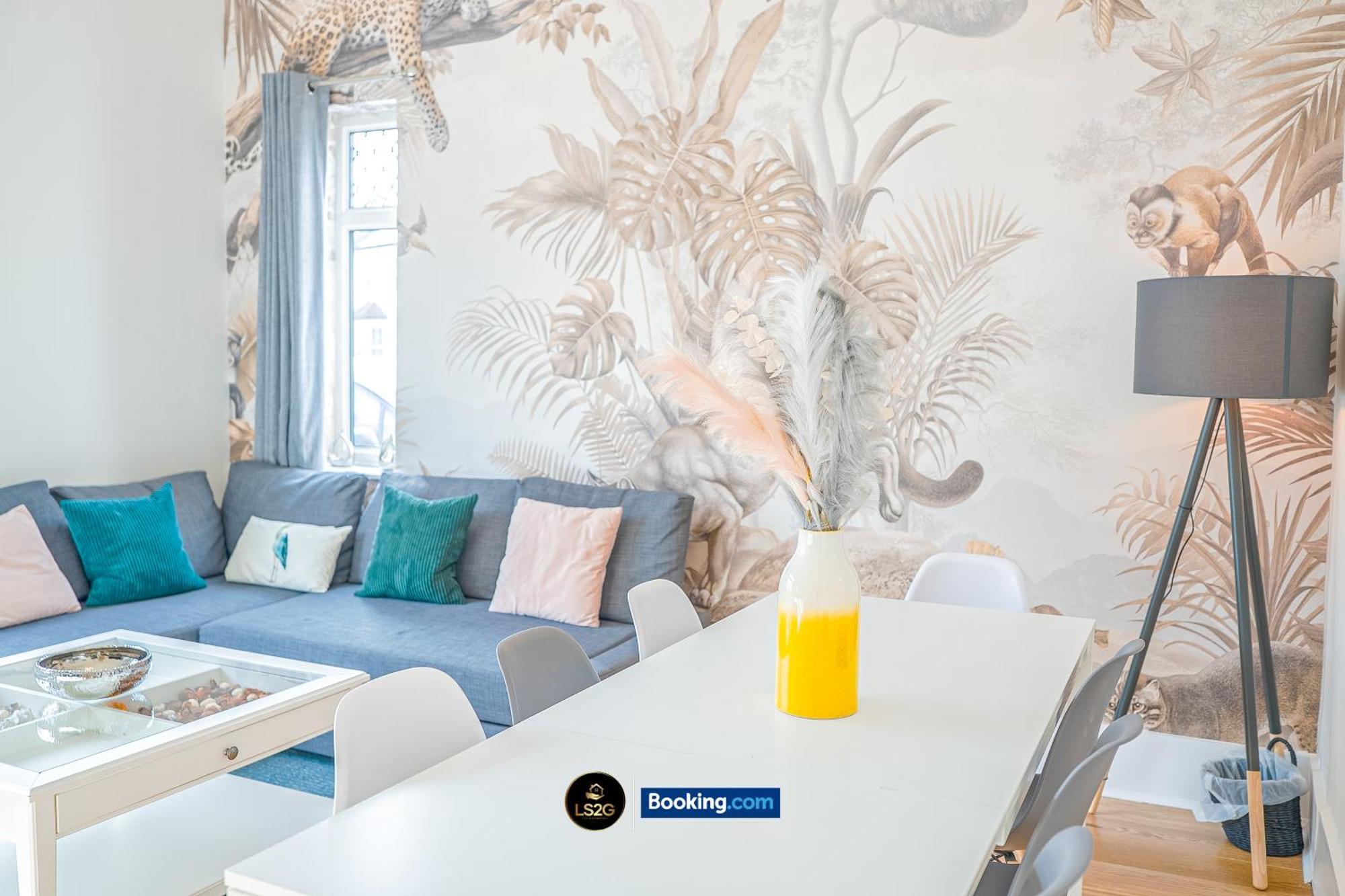 Stunning House By Ls2G Short Lets & Serviced Accommodation Greater London With Free Wifi Екстер'єр фото