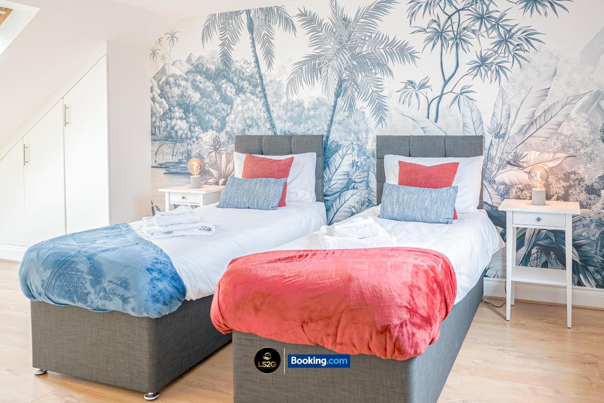 Stunning House By Ls2G Short Lets & Serviced Accommodation Greater London With Free Wifi Екстер'єр фото