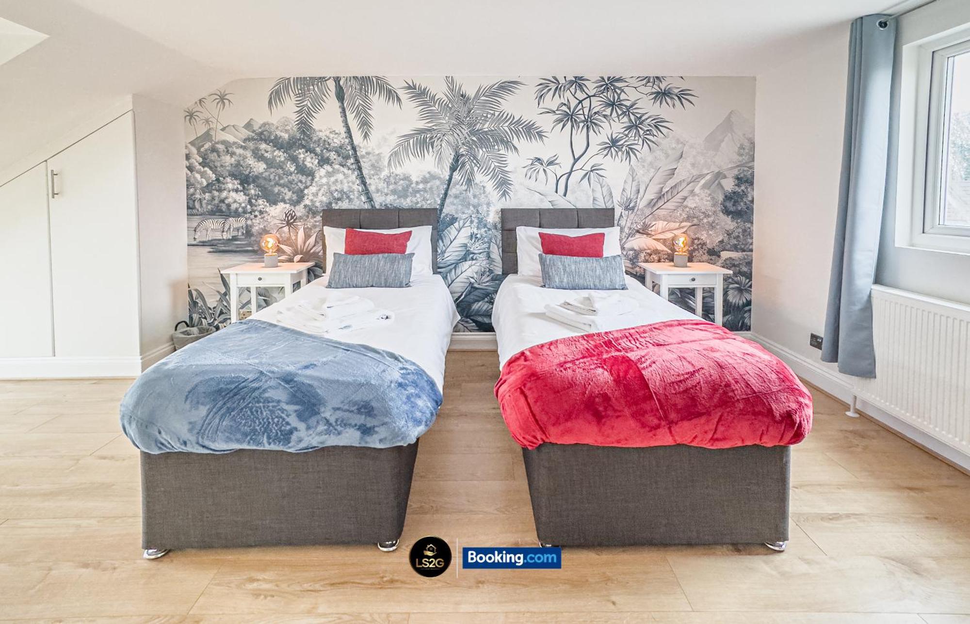 Stunning House By Ls2G Short Lets & Serviced Accommodation Greater London With Free Wifi Екстер'єр фото