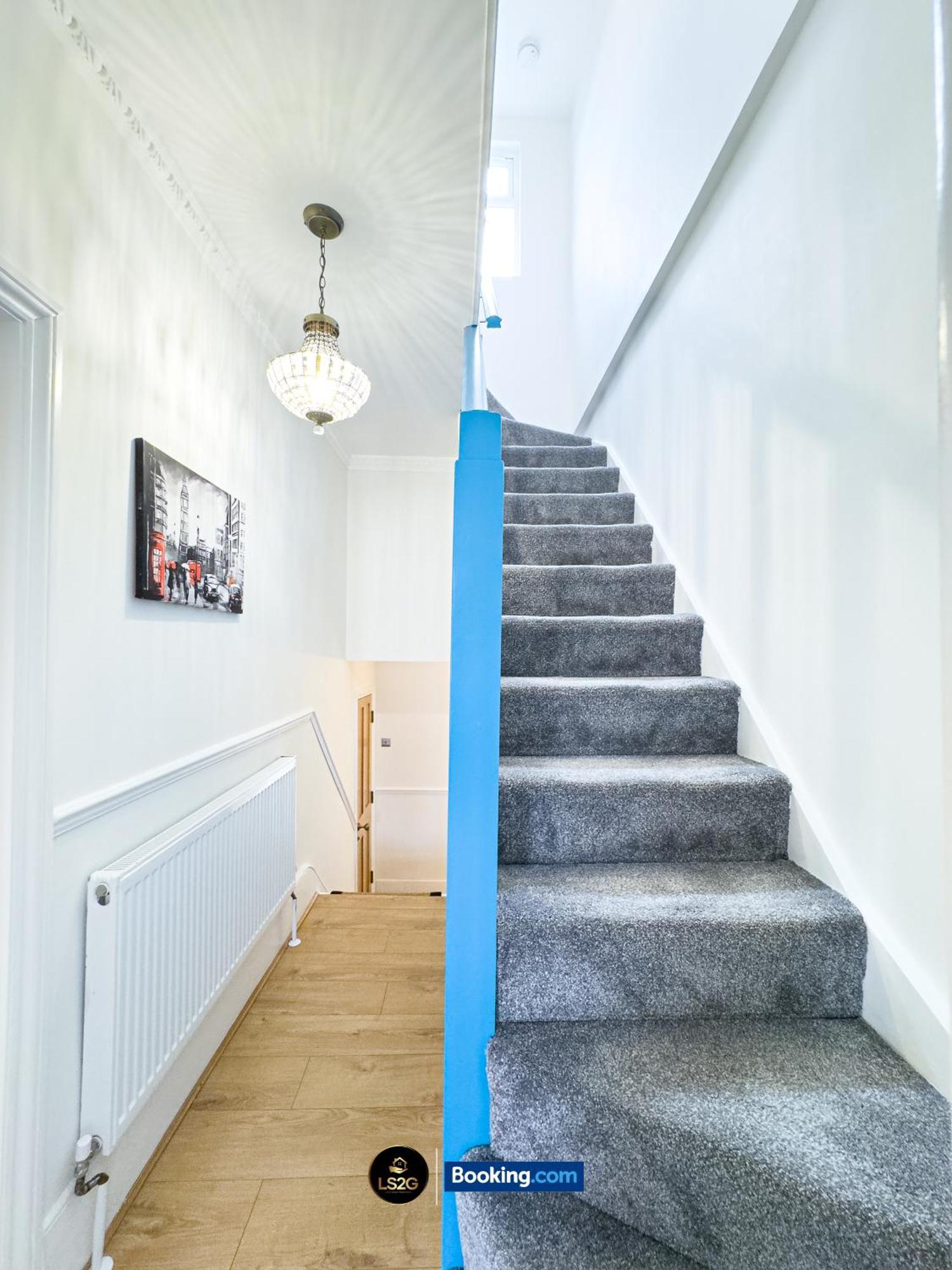 Stunning House By Ls2G Short Lets & Serviced Accommodation Greater London With Free Wifi Екстер'єр фото